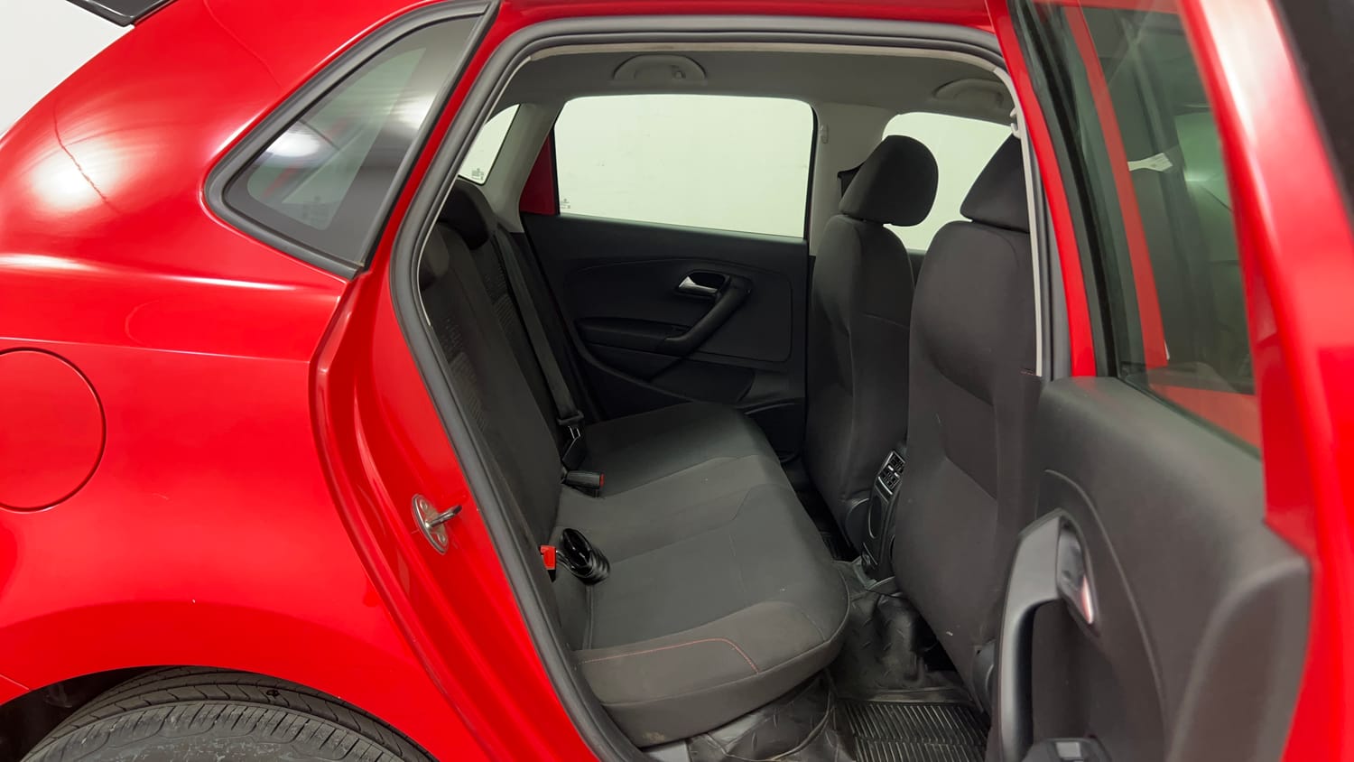 Used 2020 Volkswagen Polo Highline Plus 1.0L TSI Petrol Manual interior RIGHT SIDE REAR DOOR CABIN VIEW