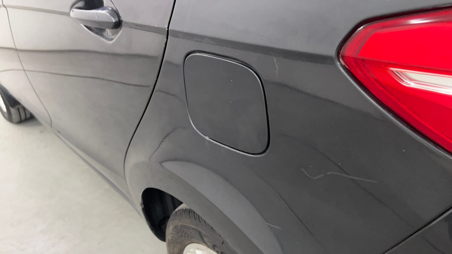 Used 2015 Tata Zest XT Petrol Petrol Manual dents MINOR SCRATCH