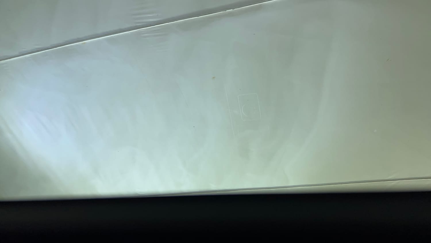 Used 2021 Mahindra XUV700 AX 7 Petrol AT 7 STR Petrol Automatic top_features Sunroof