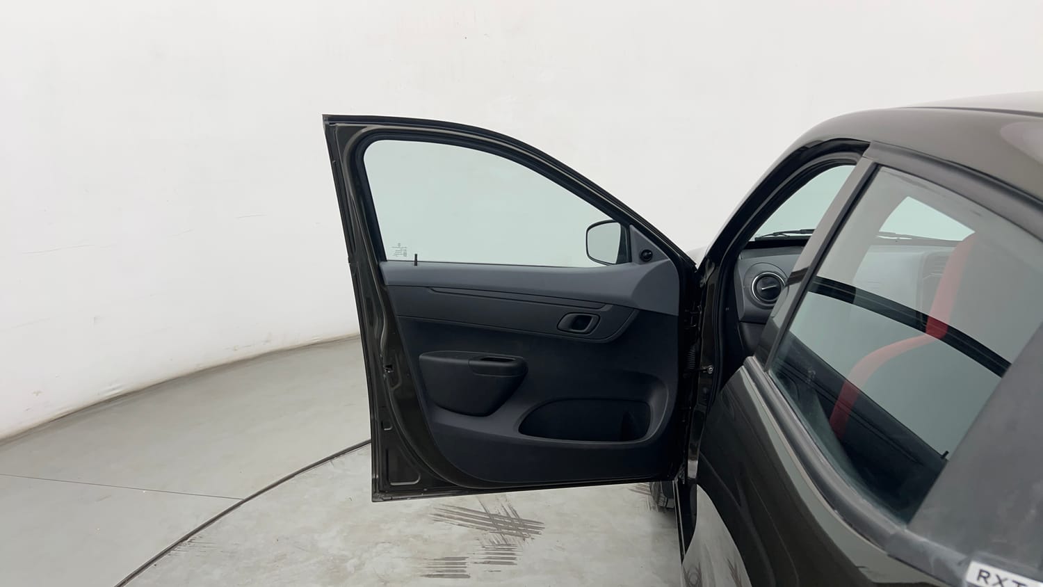 Used 2022 Renault Kwid RXT 0.8 Petrol Manual interior LEFT FRONT DOOR OPEN VIEW