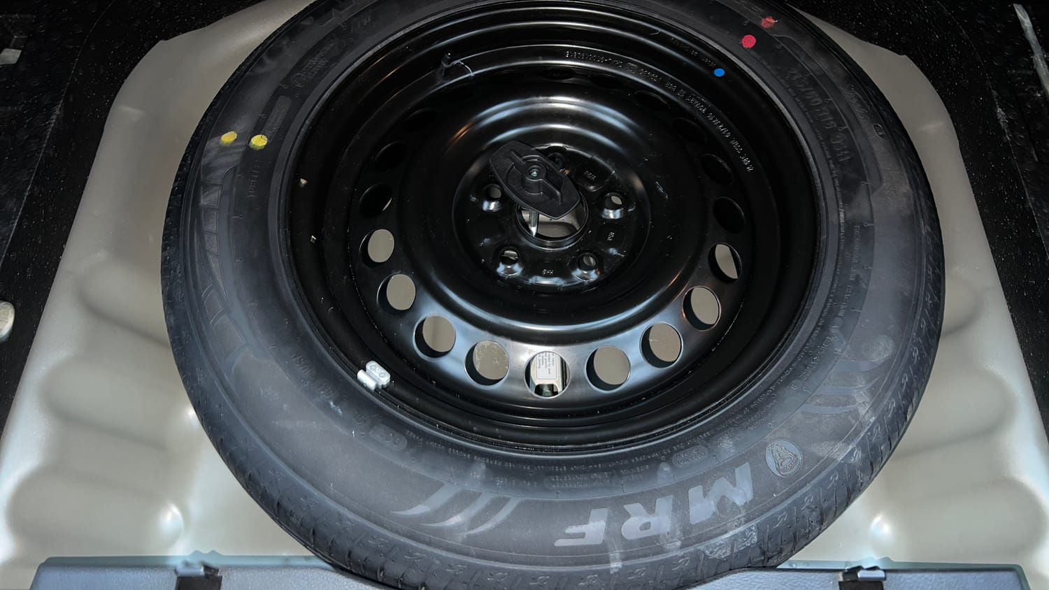 Used 2024 Maruti Suzuki Brezza ZXi Plus AT Petrol Automatic tyres SPARE TYRE VIEW