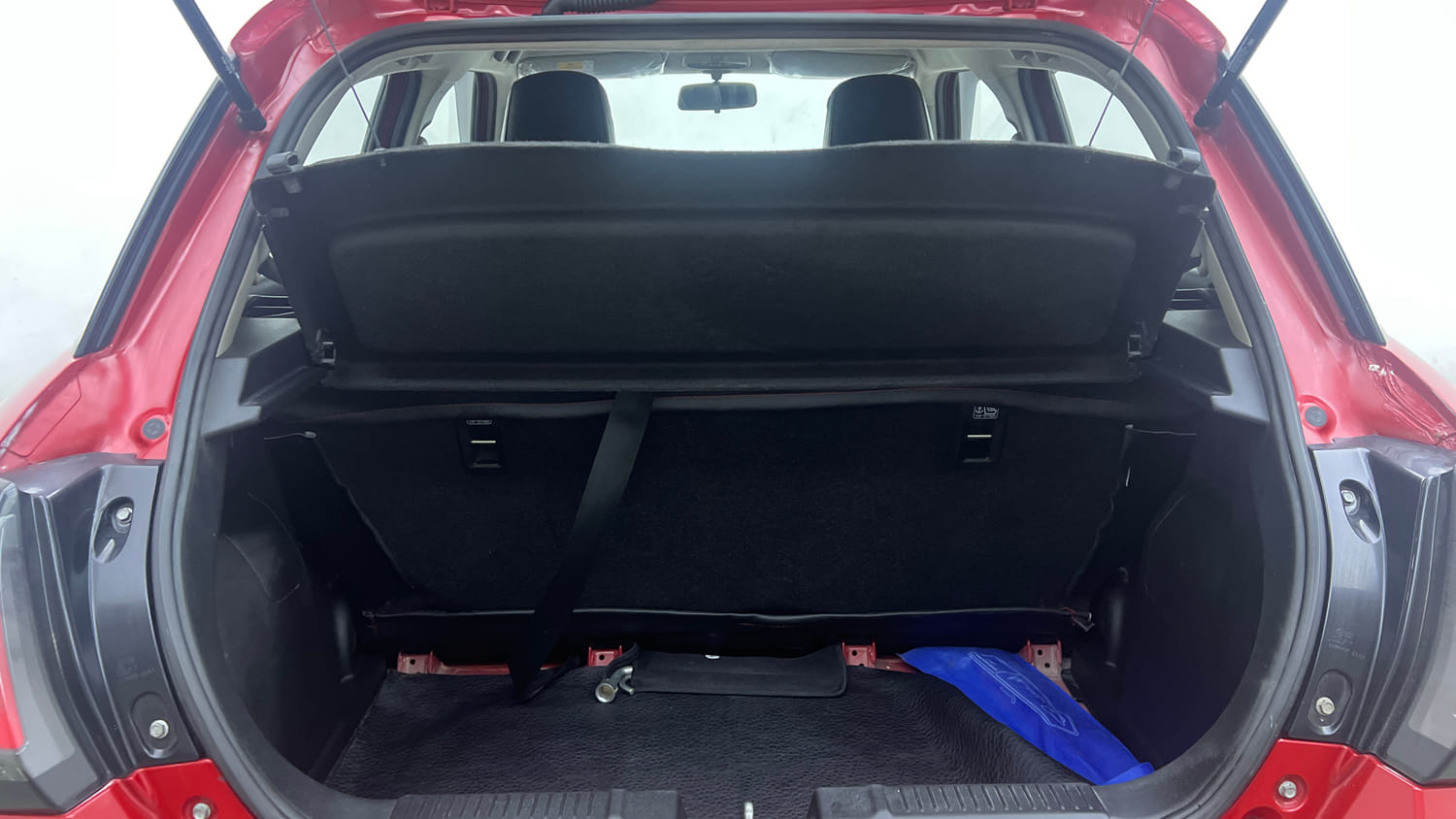 Used 2024 Maruti Suzuki Swift VXi Petrol Manual interior DICKY INSIDE VIEW