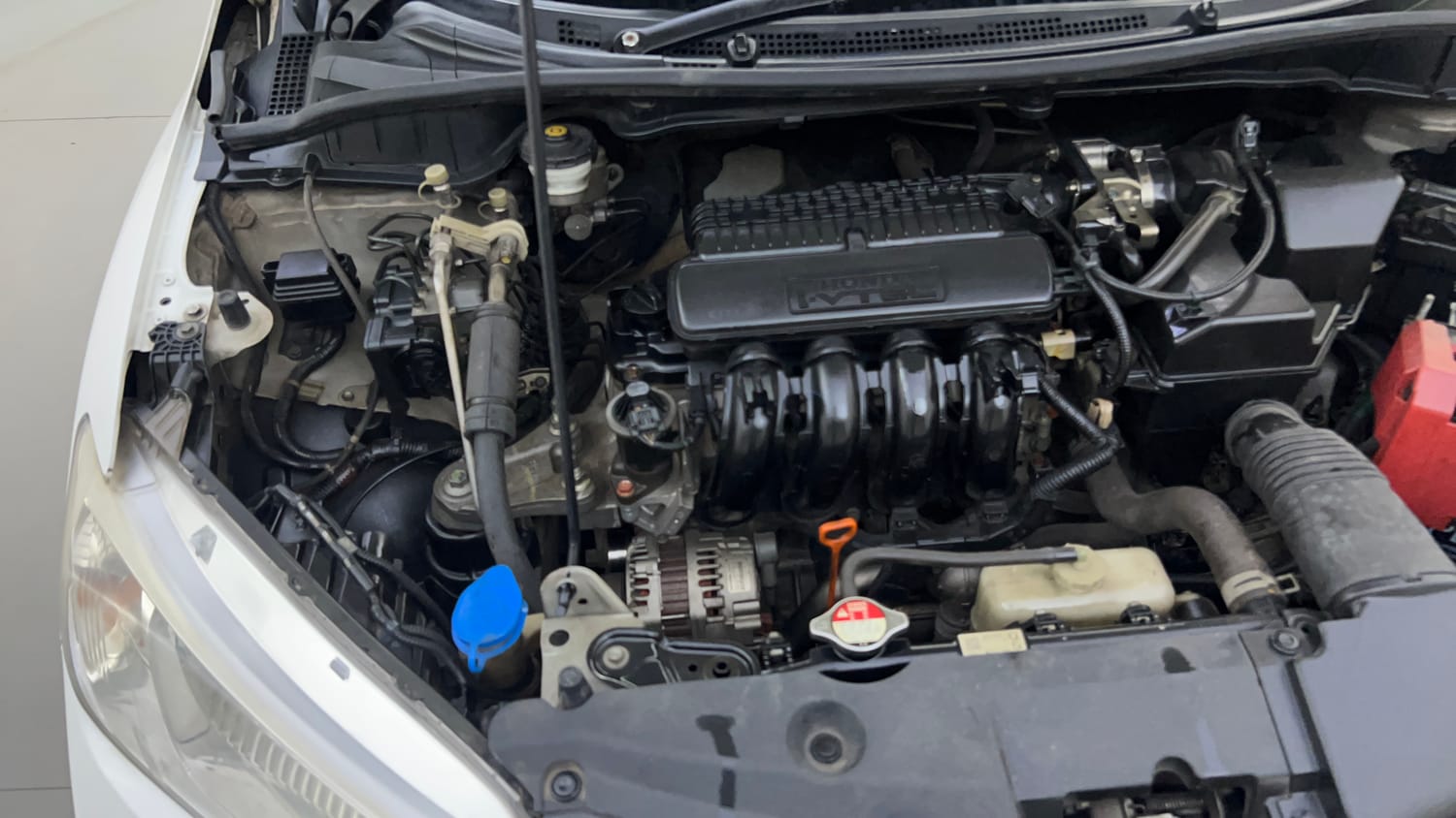 Used 2015 Honda City SV CVT Petrol Automatic engine ENGINE RIGHT SIDE VIEW