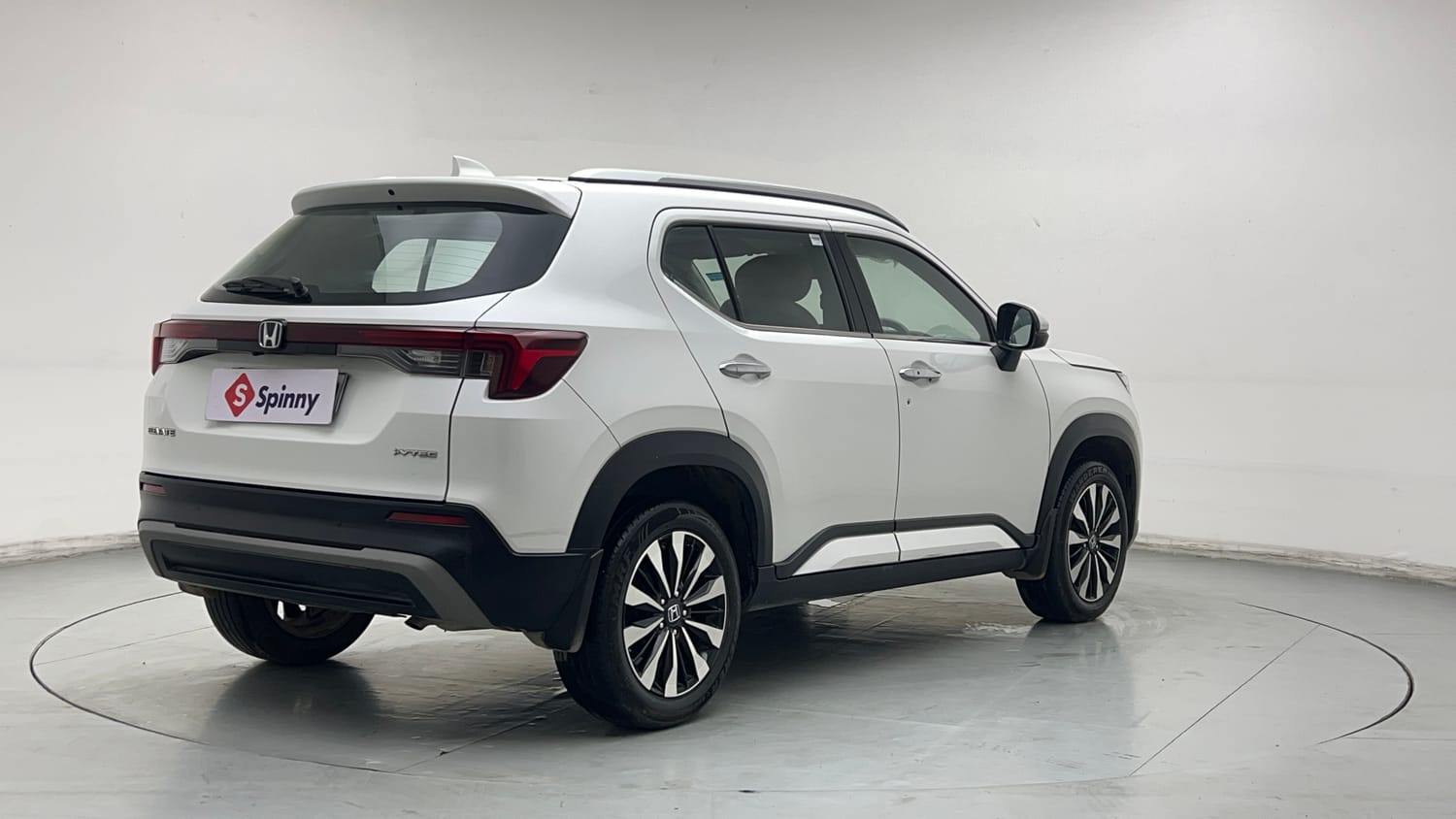Used 2024 Honda Elevate ZX CVT Petrol Automatic exterior RIGHT REAR CORNER VIEW