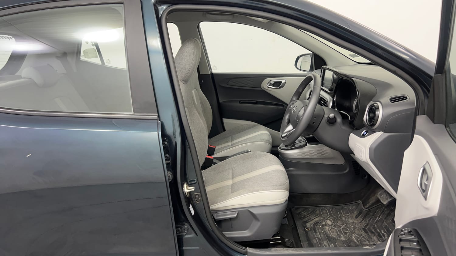 Used 2022 Hyundai Grand i10 Nios Asta AMT 1.2 Kappa VTVT Petrol Automatic interior RIGHT SIDE FRONT DOOR CABIN VIEW
