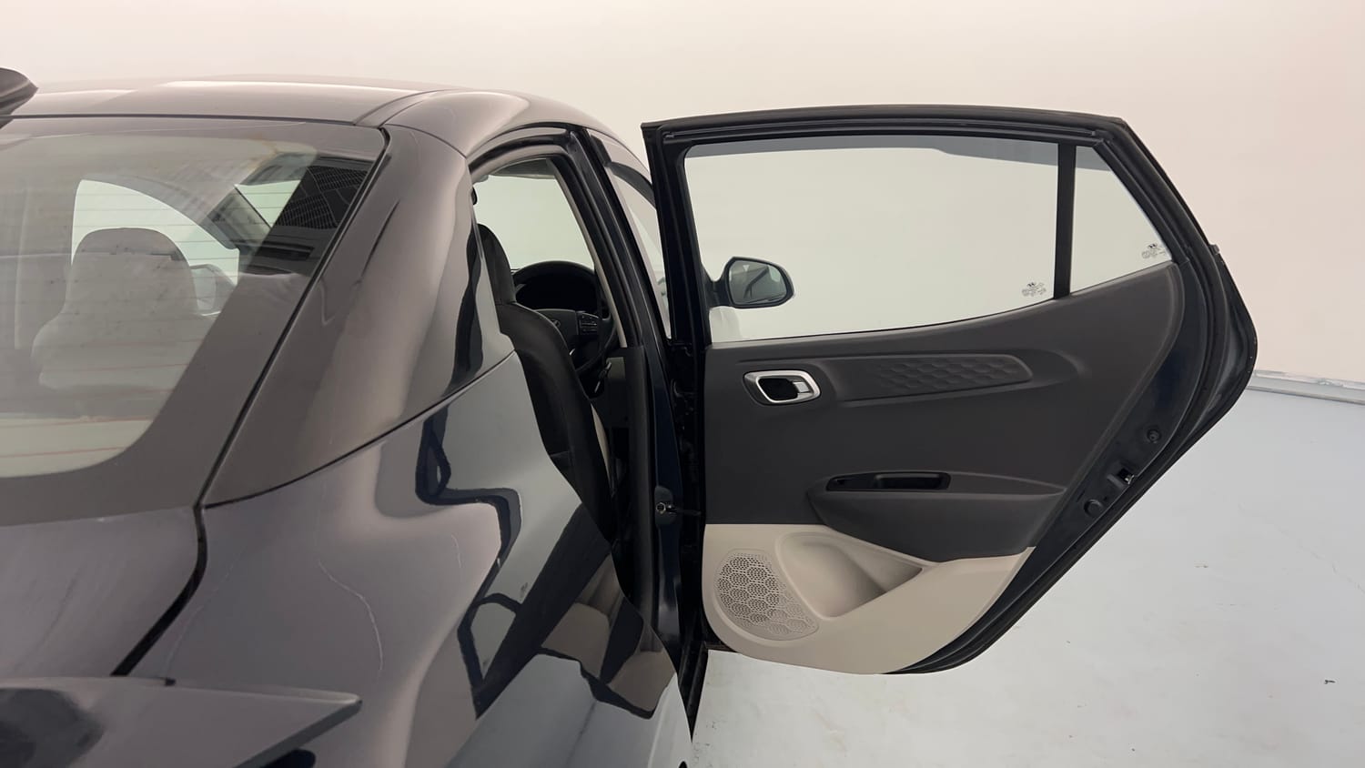Used 2023 Hyundai Aura SX 1.2 (O) Petrol Petrol Manual interior RIGHT REAR DOOR OPEN VIEW