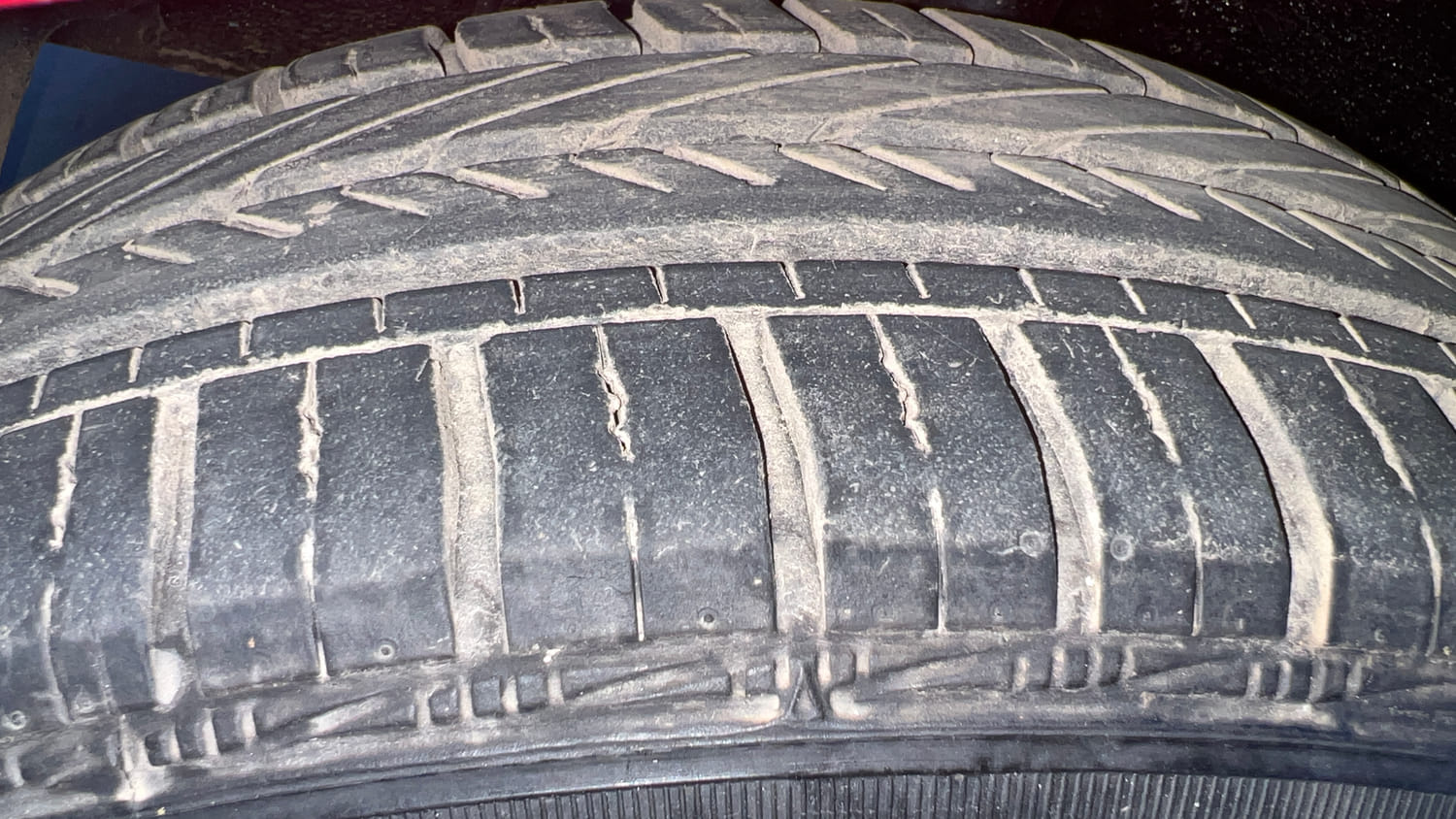 Used 2021 Hyundai Grand i10 Nios Sportz 1.2 Kappa VTVT Petrol Manual tyres LEFT FRONT TYRE TREAD VIEW