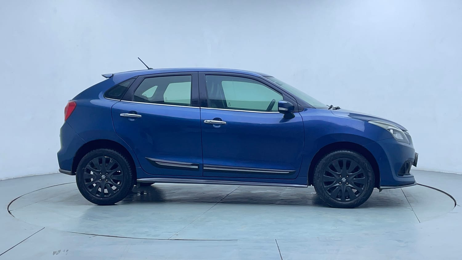 Used 2017 Maruti Suzuki Baleno RS 1.0 Petrol Manual exterior RIGHT SIDE VIEW