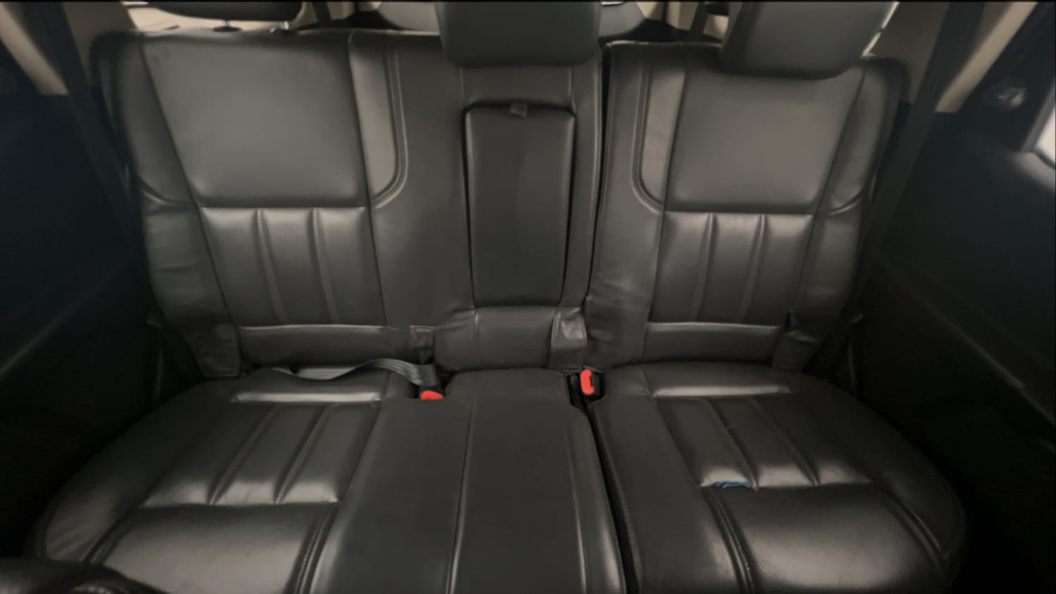 Used 2017 Mahindra XUV500 W10 AT Black Interiors Diesel Automatic interior REAR SEAT CONDITION VIEW