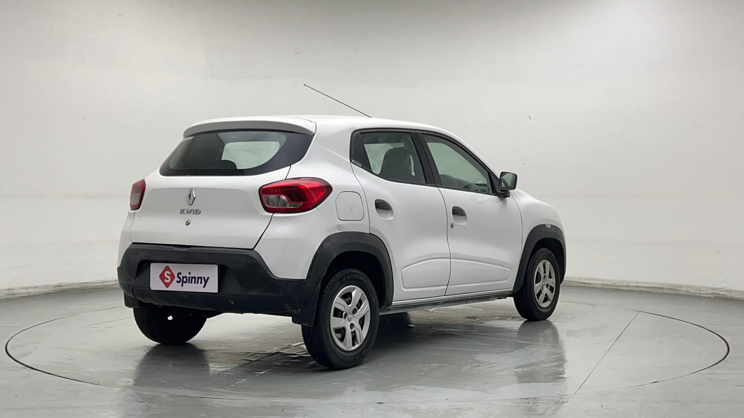 Used 2016 Renault Kwid RXT Petrol Manual exterior RIGHT REAR CORNER VIEW