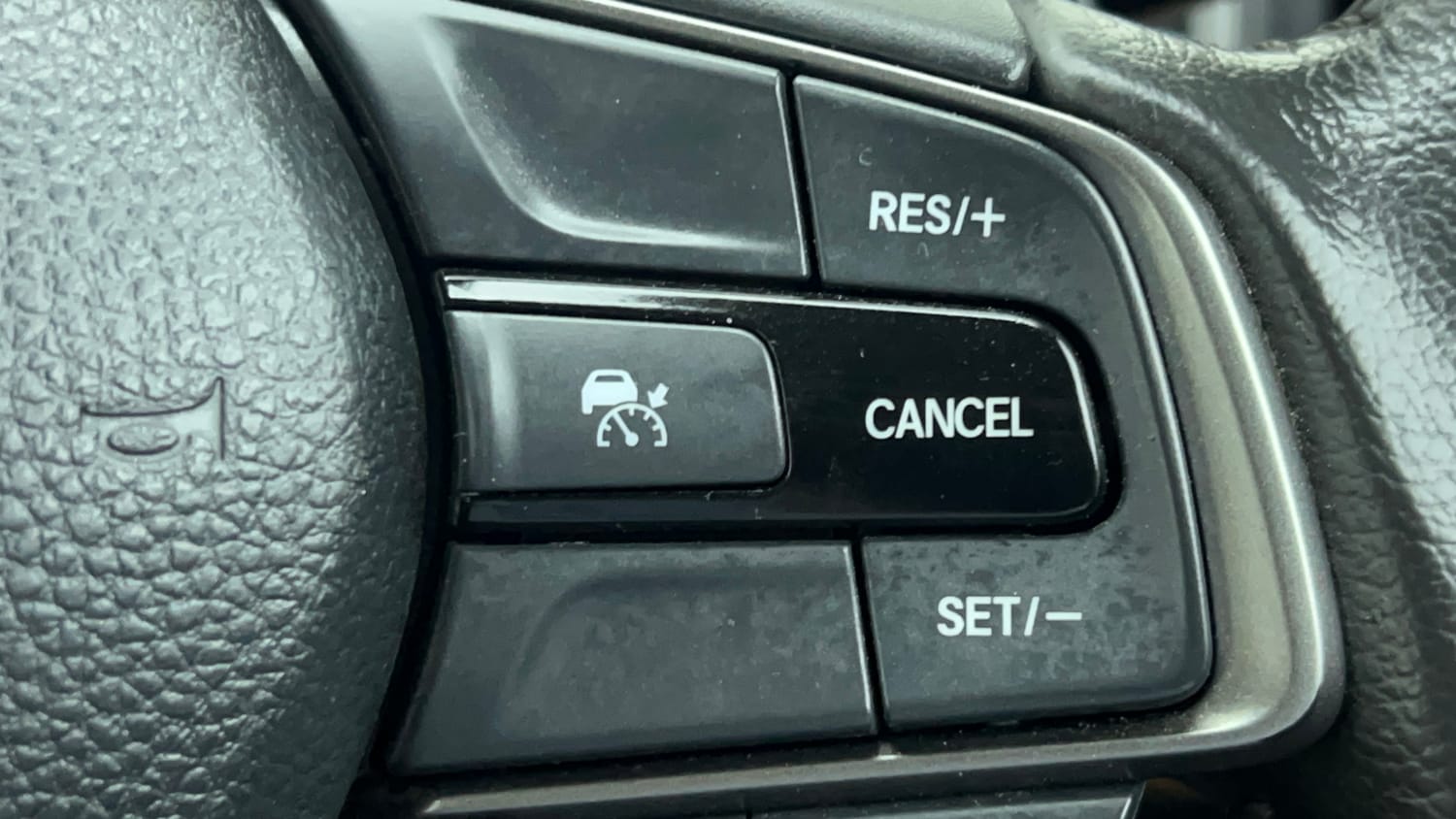 Used 2024 Honda Elevate ZX CVT Petrol Automatic top_features Cruise control
