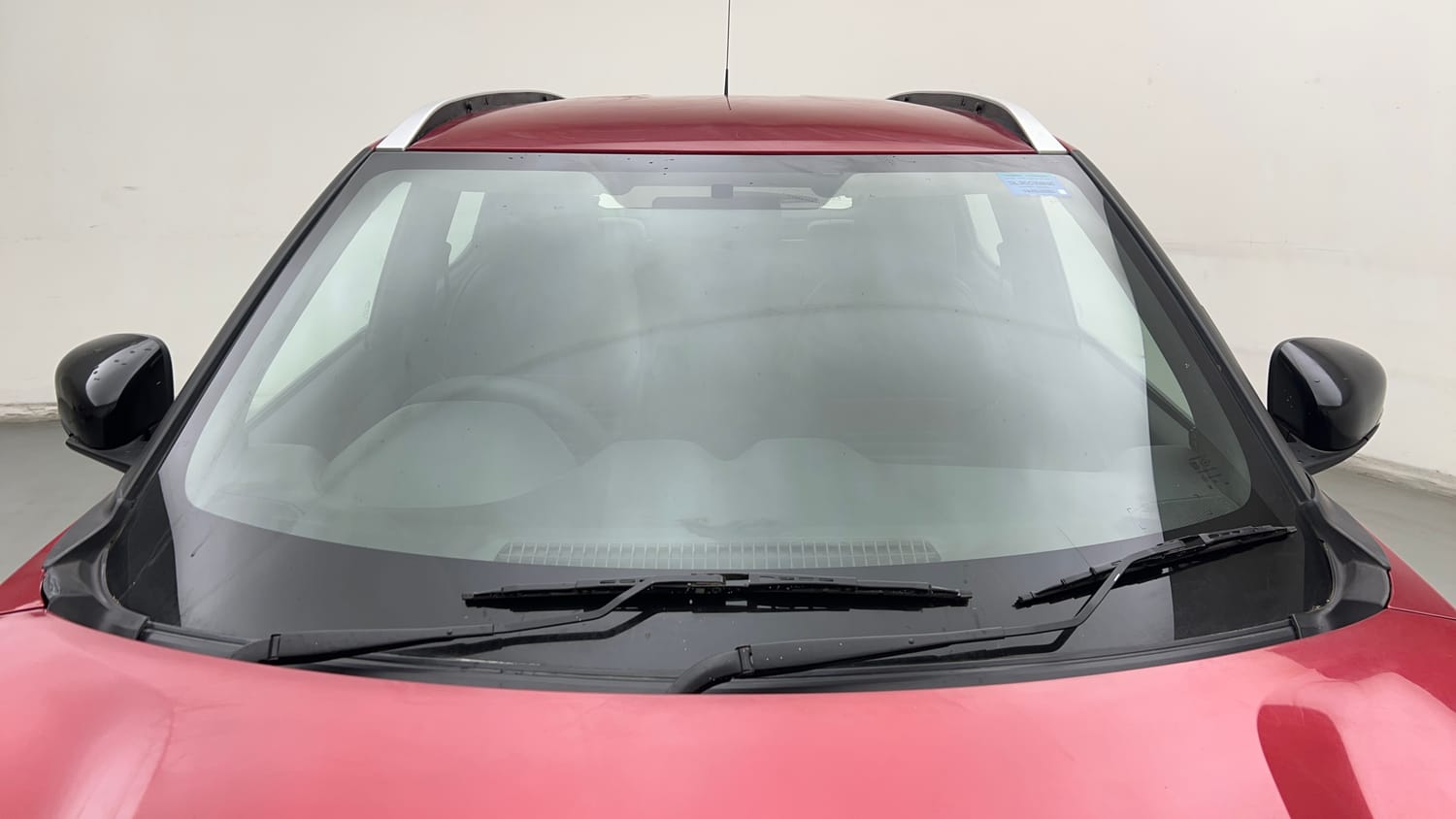 Used 2022 Nissan Magnite XV Turbo CVT Petrol Automatic exterior FRONT WINDSHIELD VIEW