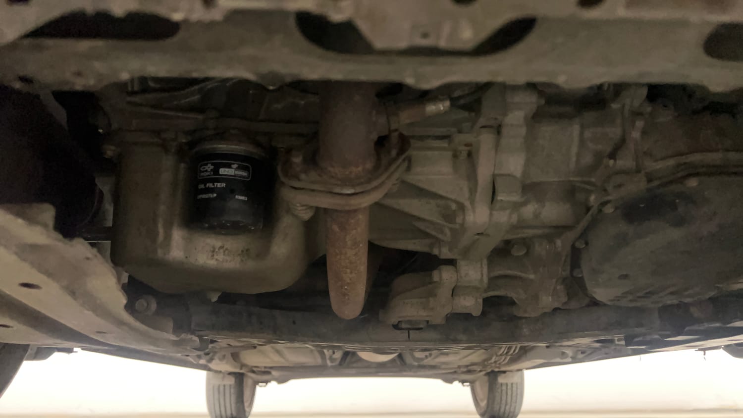 Used 2019 Toyota Glanza G CVT Petrol Automatic extra FRONT LEFT UNDERBODY VIEW