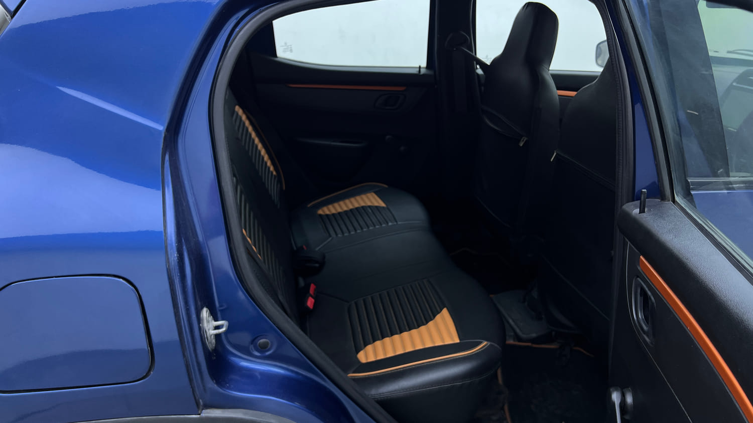 Used 2018 Renault Kwid CLIMBER 1.0 AMT Petrol Automatic interior RIGHT SIDE REAR DOOR CABIN VIEW