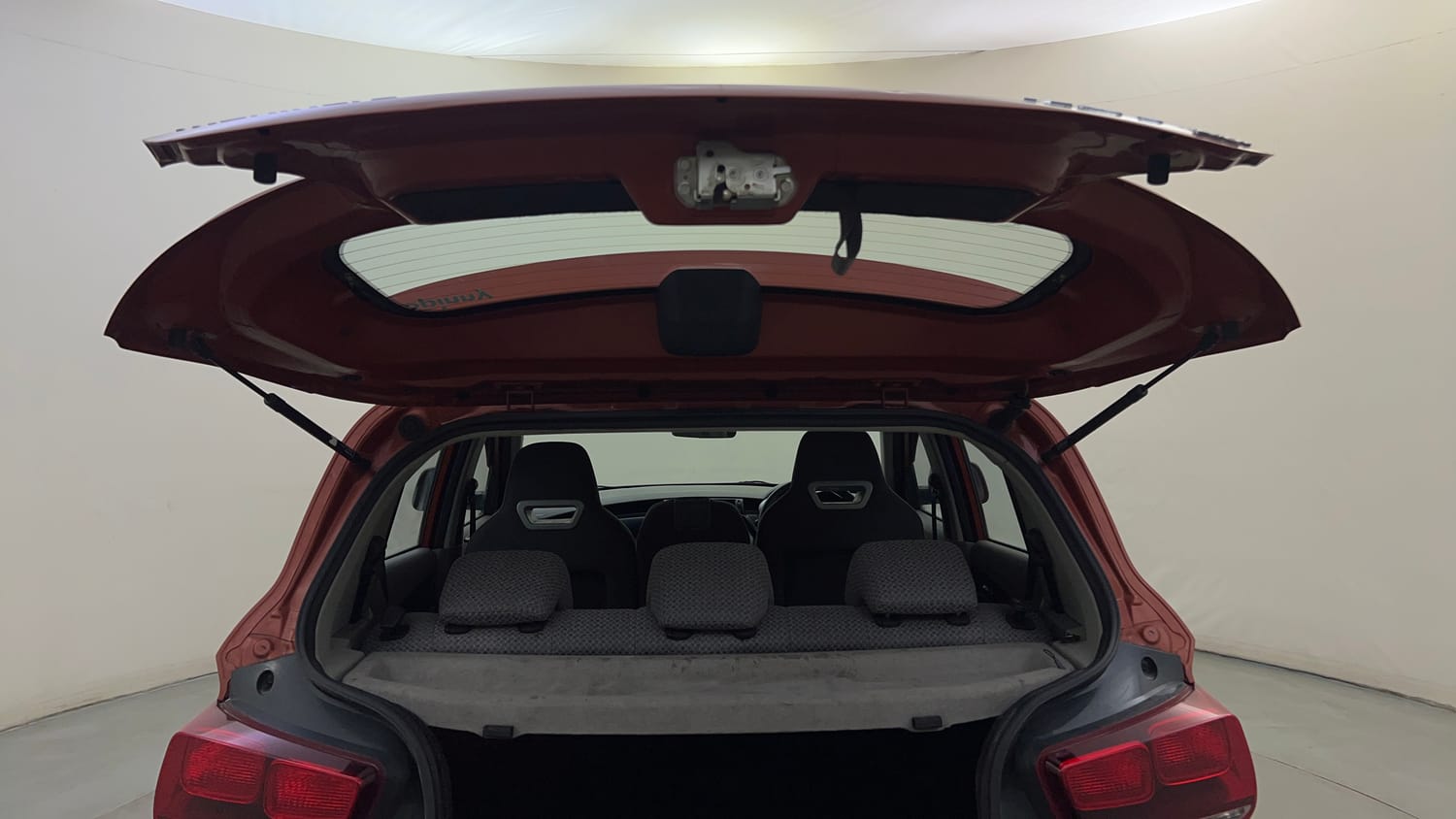 Used 2016 Mahindra KUV100 K6+ 6 STR Petrol Manual interior DICKY DOOR OPEN VIEW
