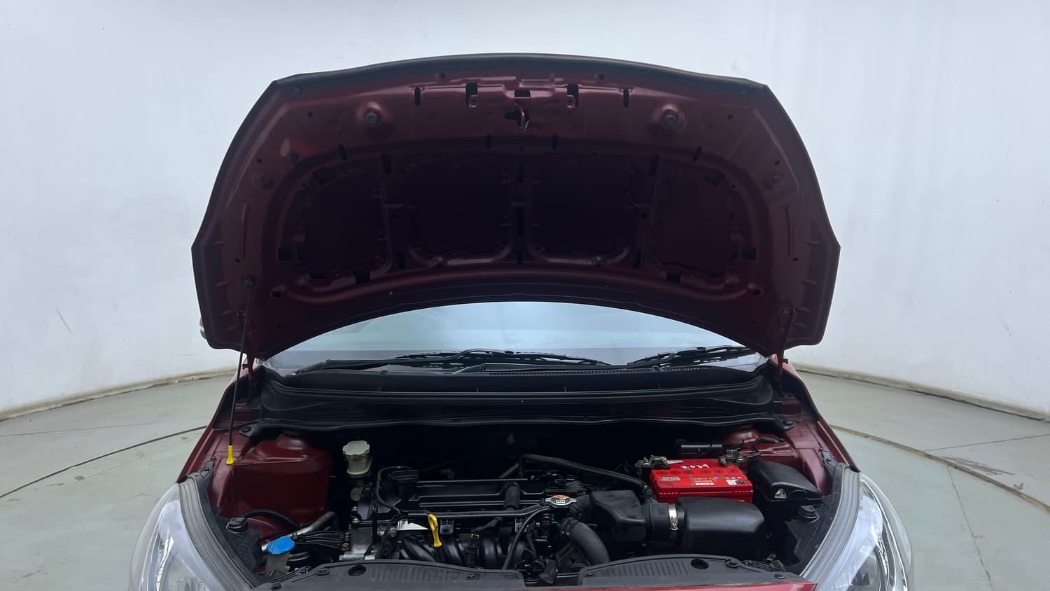Used 2012 Hyundai i20 Sportz 1.2 Petrol Manual engine ENGINE & BONNET OPEN FRONT VIEW