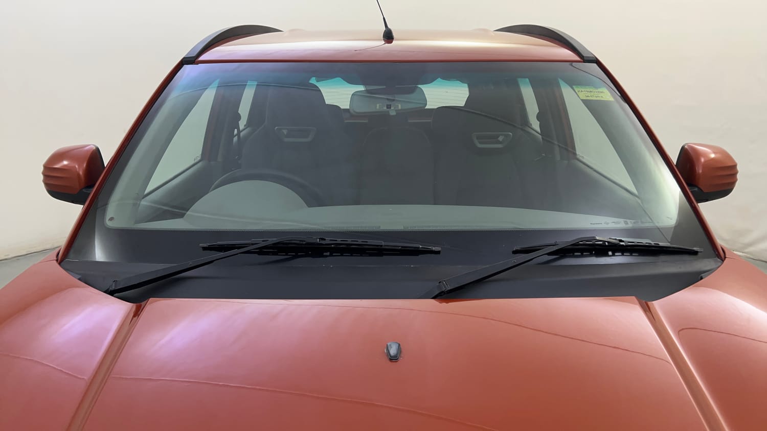 Used 2016 Mahindra KUV100 K6+ 6 STR Petrol Manual exterior FRONT WINDSHIELD VIEW