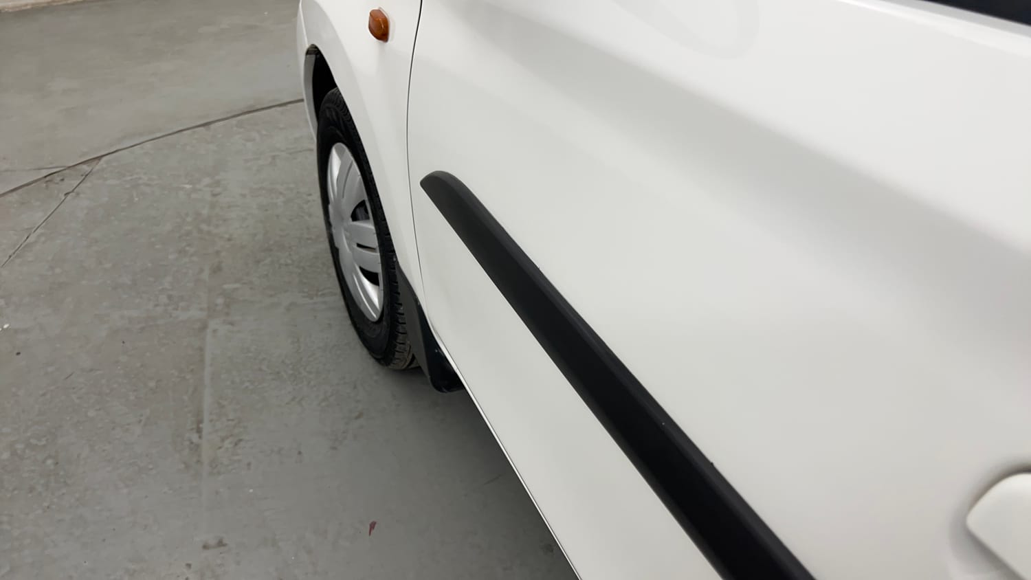 Used 2018 Maruti Suzuki Alto 800 LXi Petrol Manual dents MINOR SCRATCH