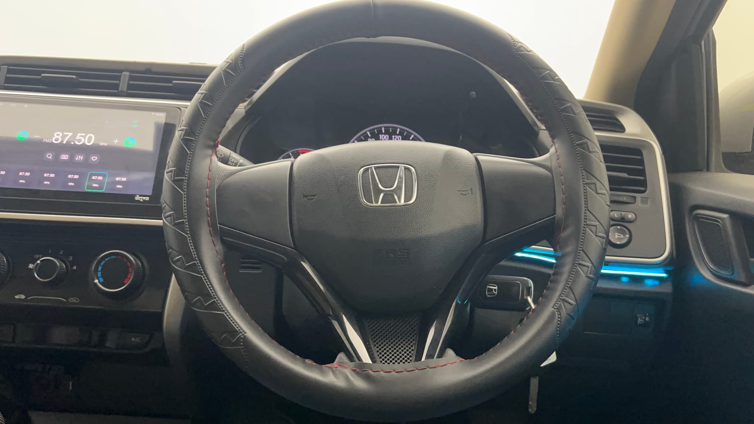 Used 2017 Honda City S Petrol Petrol Manual interior STEERING VIEW