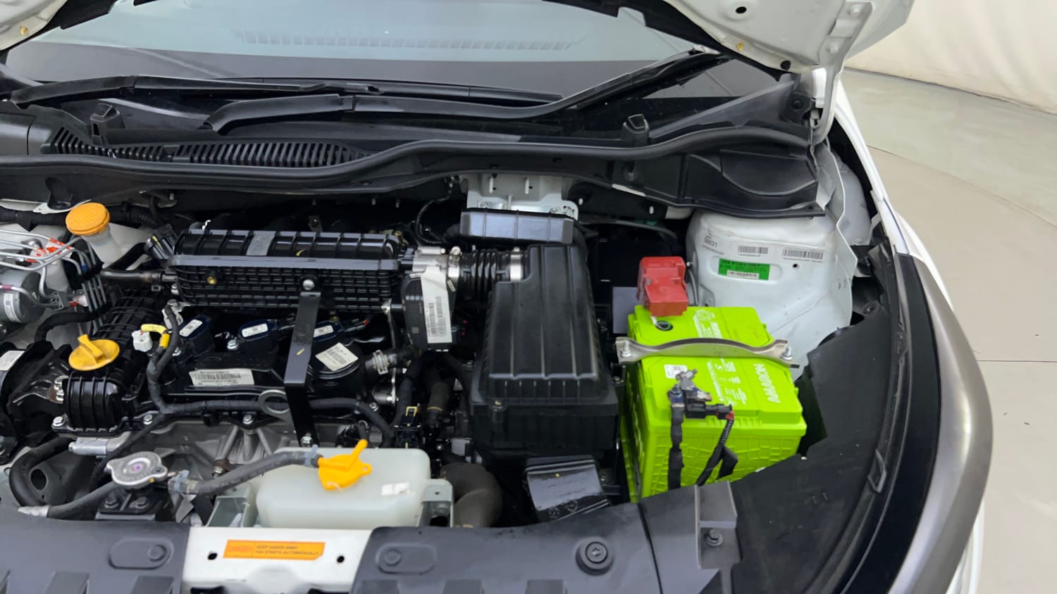 Used 2024 Tata Altroz XZA Plus (S) Petrol Automatic engine ENGINE LEFT SIDE HINGE & APRON VIEW