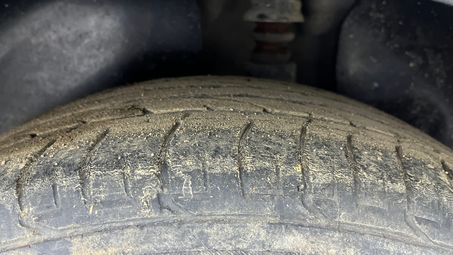 Used 2019 Hyundai Creta SX 1.6 AT CRDi Diesel Automatic tyres LEFT REAR TYRE TREAD VIEW