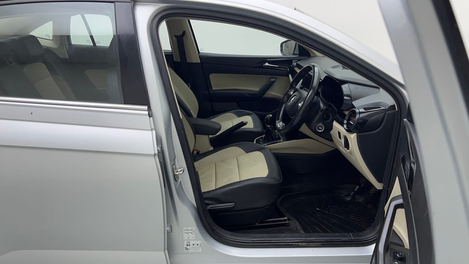 Used 2023 Skoda Slavia Style 1.5L TSI MT Petrol Manual interior RIGHT SIDE FRONT DOOR CABIN VIEW