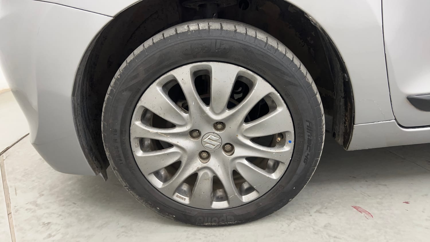 Used 2018 Maruti Suzuki Baleno Alpha 1.2 Petrol Manual tyres LEFT FRONT TYRE RIM VIEW