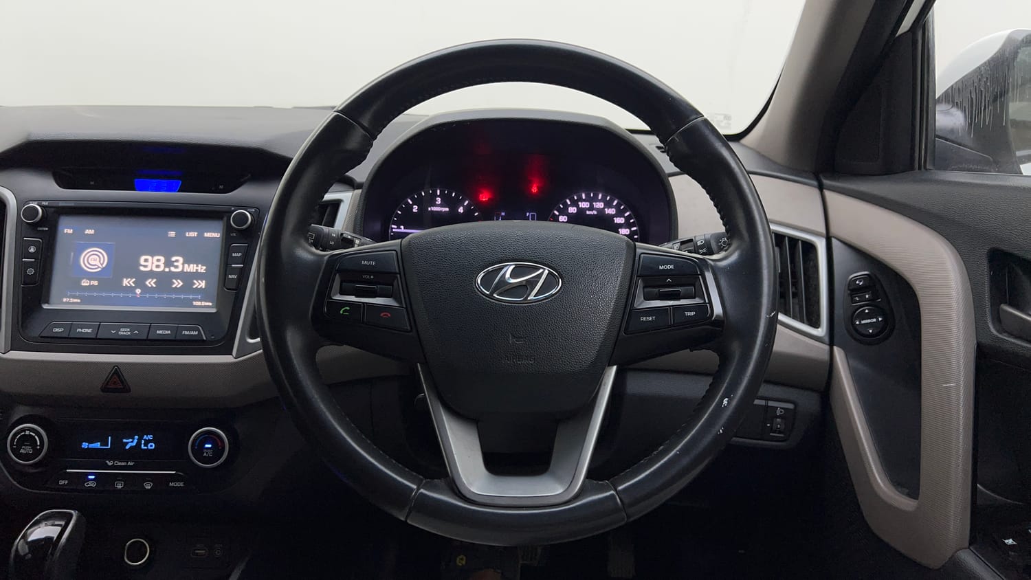 Used 2017 Hyundai Creta SX Plus 1.6 AT CRDI Diesel Automatic interior STEERING VIEW