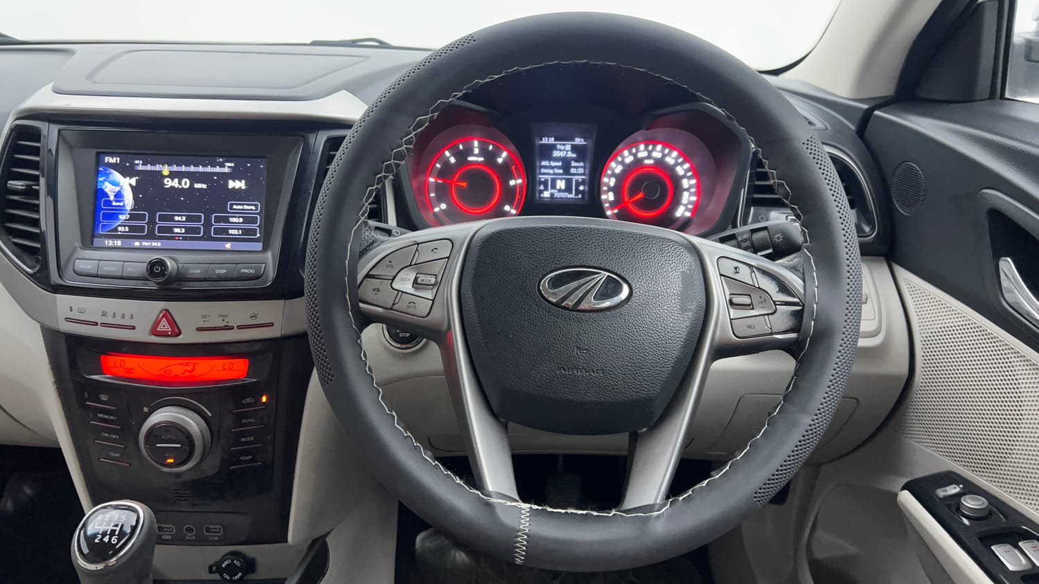 Used 2019 Mahindra XUV 300 1.5 W8 (O) Diesel Manual interior STEERING VIEW