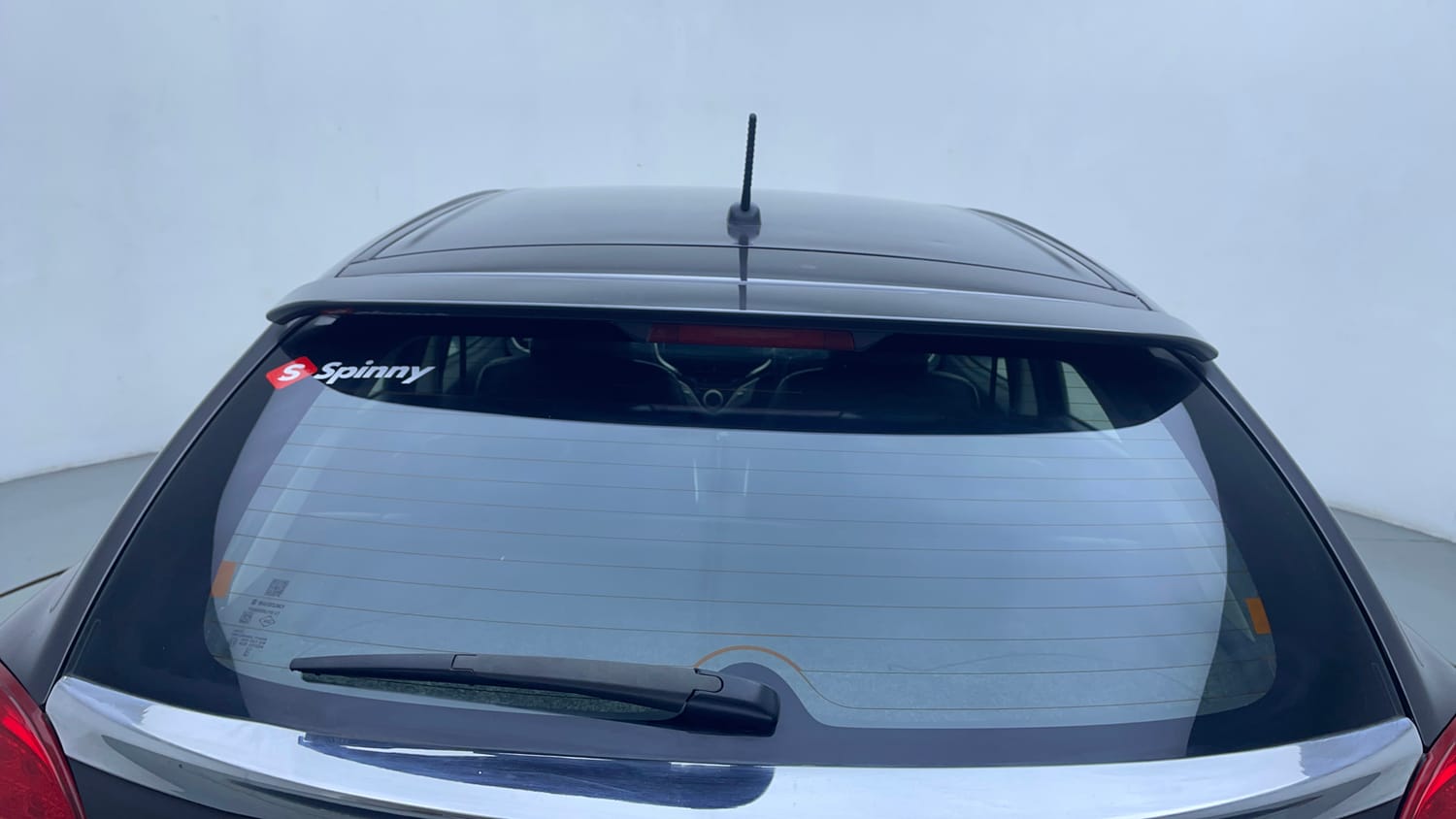 Used 2016 Maruti Suzuki Baleno Delta 1.2 Petrol Manual exterior BACK WINDSHIELD VIEW