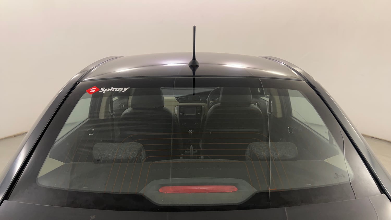 Used 2015 Tata Zest XT Petrol Petrol Manual exterior BACK WINDSHIELD VIEW
