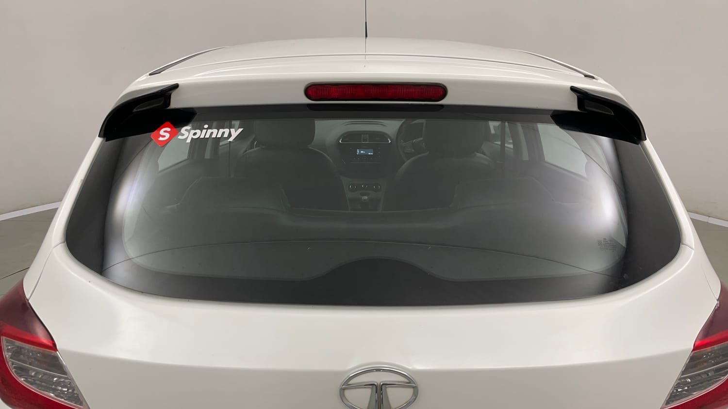 Used 2022 Tata Tiago XT Petrol Manual exterior BACK WINDSHIELD VIEW