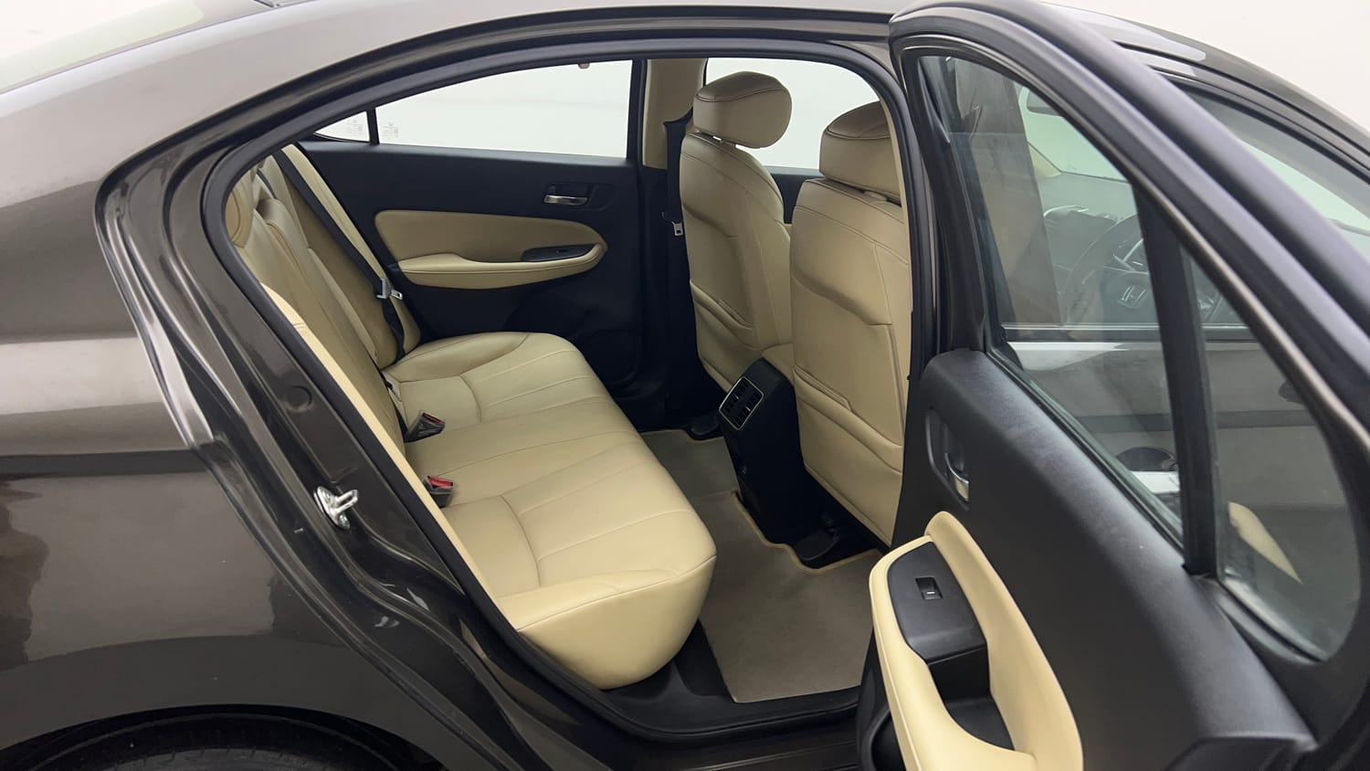 Used 2021 Honda City ZX CVT Petrol Petrol Automatic interior RIGHT SIDE REAR DOOR CABIN VIEW