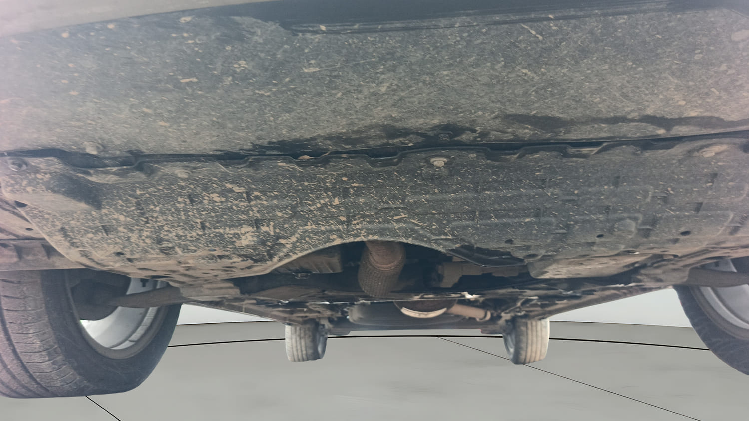 Used 2021 MG Motors Hector Plus Sharp 1.5 Petrol Turbo CVT 6-STR Petrol Automatic extra FRONT LEFT UNDERBODY VIEW