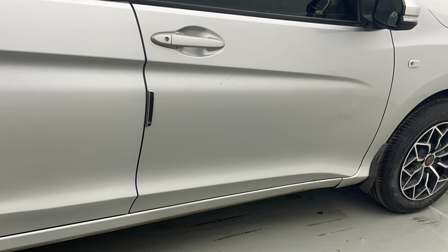 Used 2017 Honda City S Petrol Petrol Manual dents MINOR SCRATCH