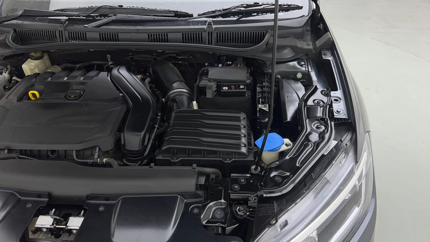Used 2023 Volkswagen Virtus GT Plus 1.5 TSI EVO DSG Petrol Automatic engine ENGINE LEFT SIDE VIEW