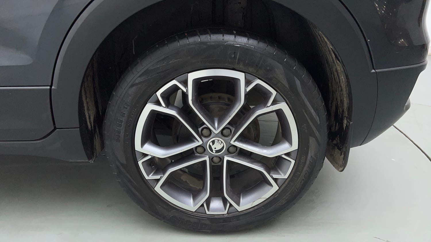 Used 2023 Skoda Kushaq Style 1.5L TSI MT Petrol Manual tyres LEFT REAR TYRE RIM VIEW
