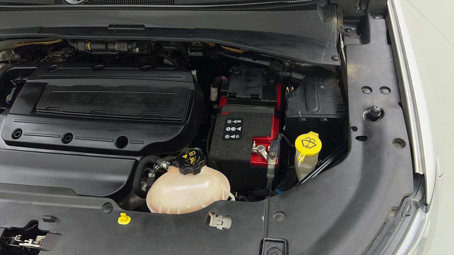 Used 2017 Jeep Compass Limited 1.4 Petrol AT Petrol Automatic engine ENGINE LEFT SIDE VIEW