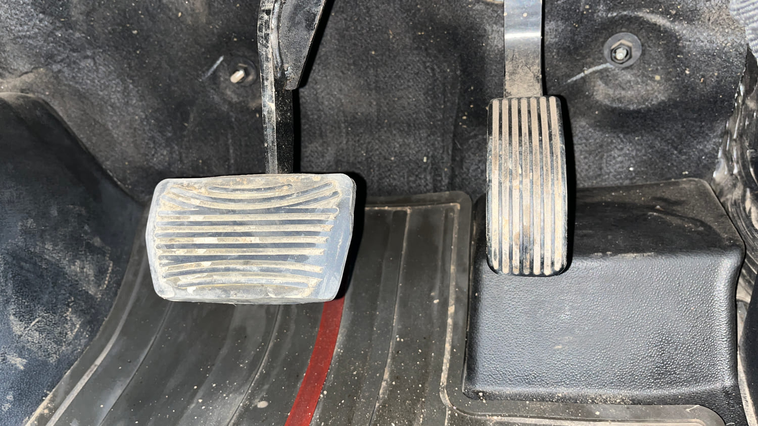 Used 2021 mahindra Thar LX Hard Top Diesel AT 4WD Diesel Automatic interior PEDALS VIEW