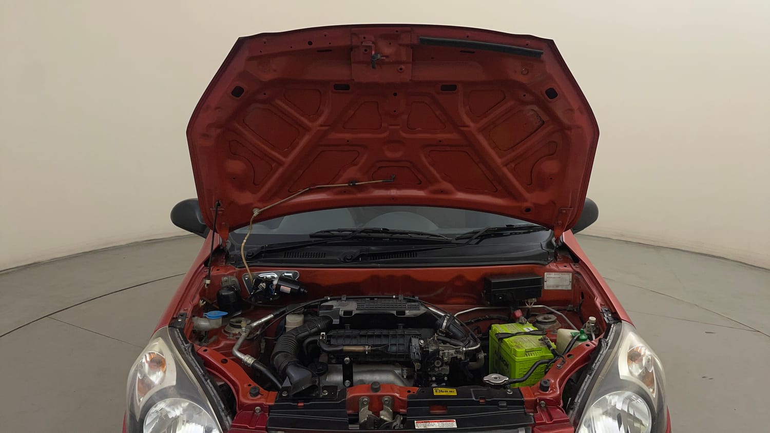 Used 2015 Maruti Suzuki Alto 800 Lxi Petrol Manual engine ENGINE & BONNET OPEN FRONT VIEW