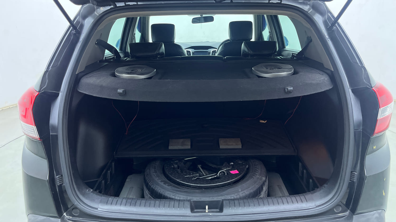 Used 2019 Hyundai Creta SX 1.6 AT CRDi Diesel Automatic interior DICKY INSIDE VIEW