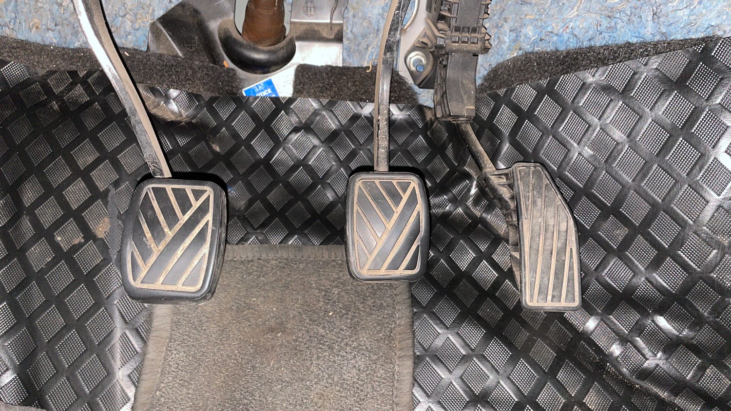 Used 2017 Maruti Suzuki Baleno Delta 1.2 Petrol Manual interior PEDALS VIEW