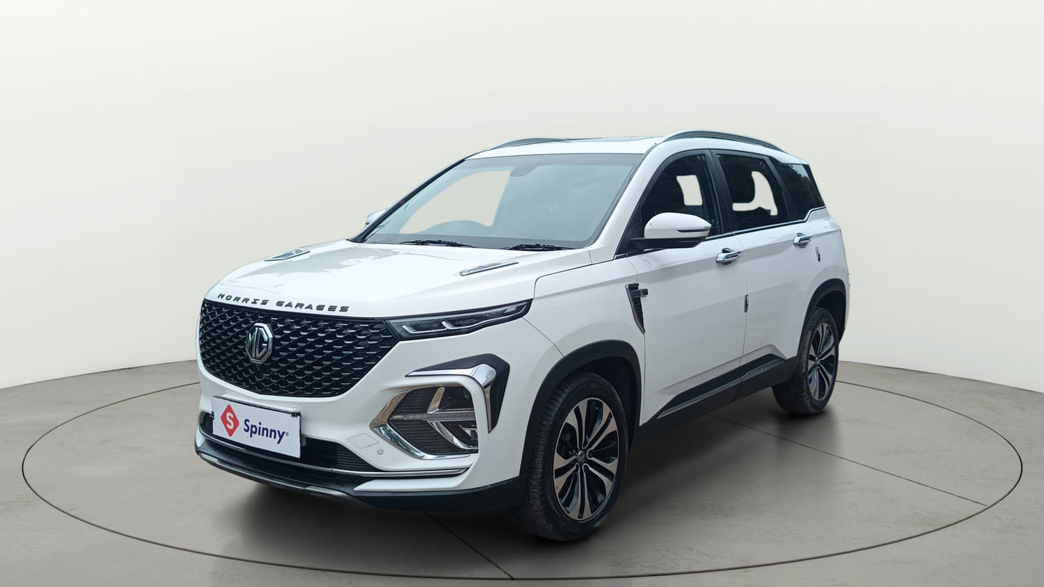 Used 2021 MG Motors Hector Plus Sharp 1.5 Petrol Turbo CVT 6-STR Petrol Automatic exterior LEFT FRONT CORNER VIEW