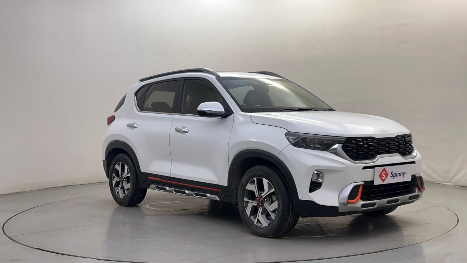Used 2022 Kia Sonet HTX 1.5 Diesel Manual exterior RIGHT FRONT CORNER VIEW