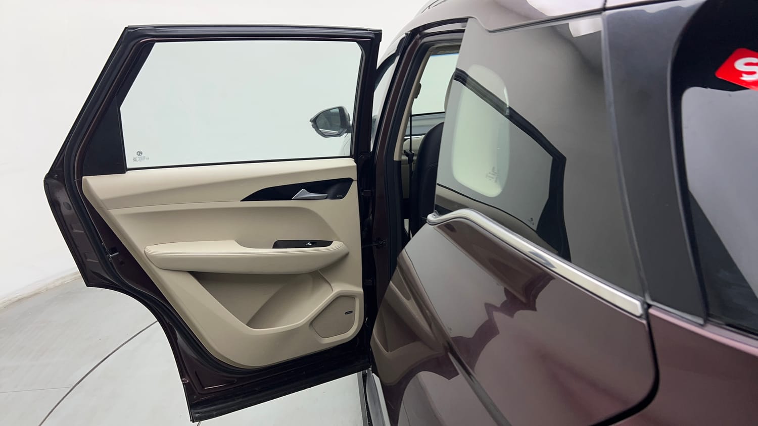 Used 2021 MG Motors Hector Sharp 1.5 Petrol Turbo DCT Petrol Automatic interior LEFT REAR DOOR OPEN VIEW