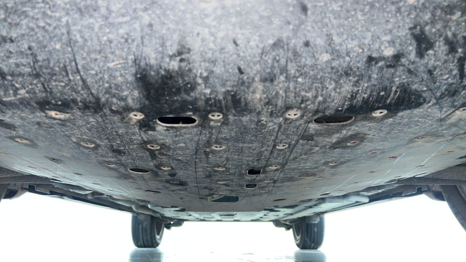Used 2024 Honda Elevate ZX CVT Petrol Automatic extra FRONT LEFT UNDERBODY VIEW