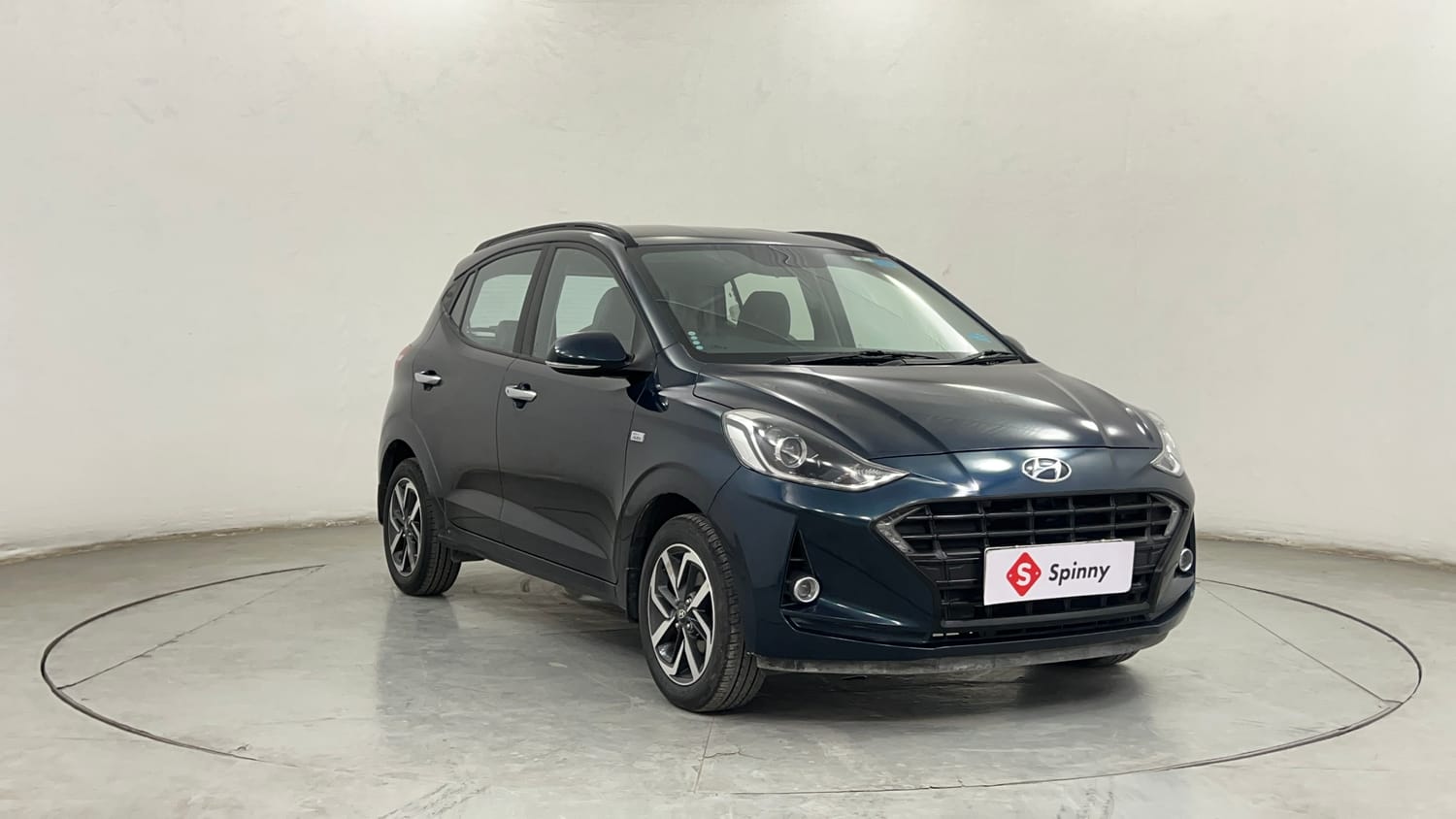 Used 2022 Hyundai Grand i10 Nios Asta AMT 1.2 Kappa VTVT Petrol Automatic exterior RIGHT FRONT CORNER VIEW