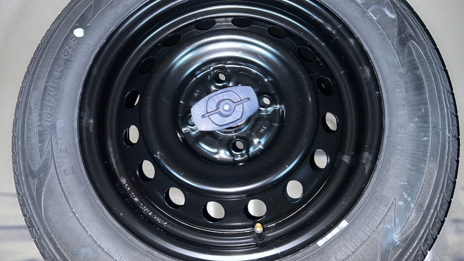 Used 2022 Maruti Suzuki Wagon R ZXi 1.2 AMT Petrol Automatic tyres SPARE TYRE VIEW