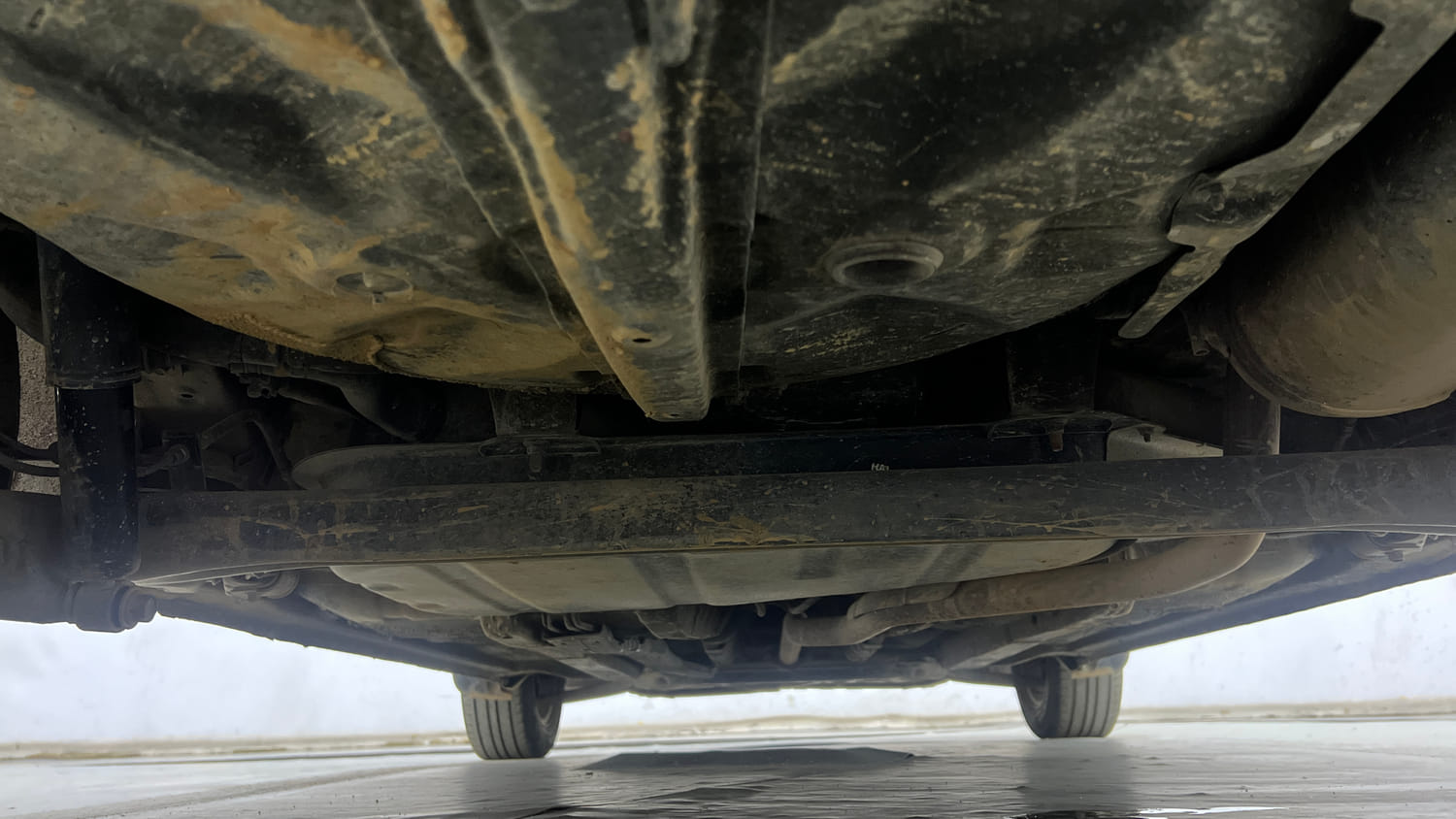 Used 2012 Hyundai i20 Sportz 1.2 Petrol Manual extra REAR UNDERBODY VIEW (TAKEN FROM REAR)