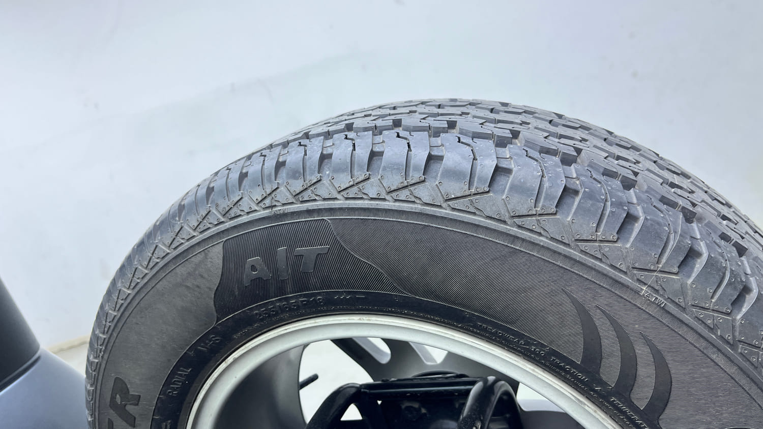 Used 2021 mahindra Thar LX Hard Top Diesel AT 4WD Diesel Automatic tyres SPARE TYRE VIEW